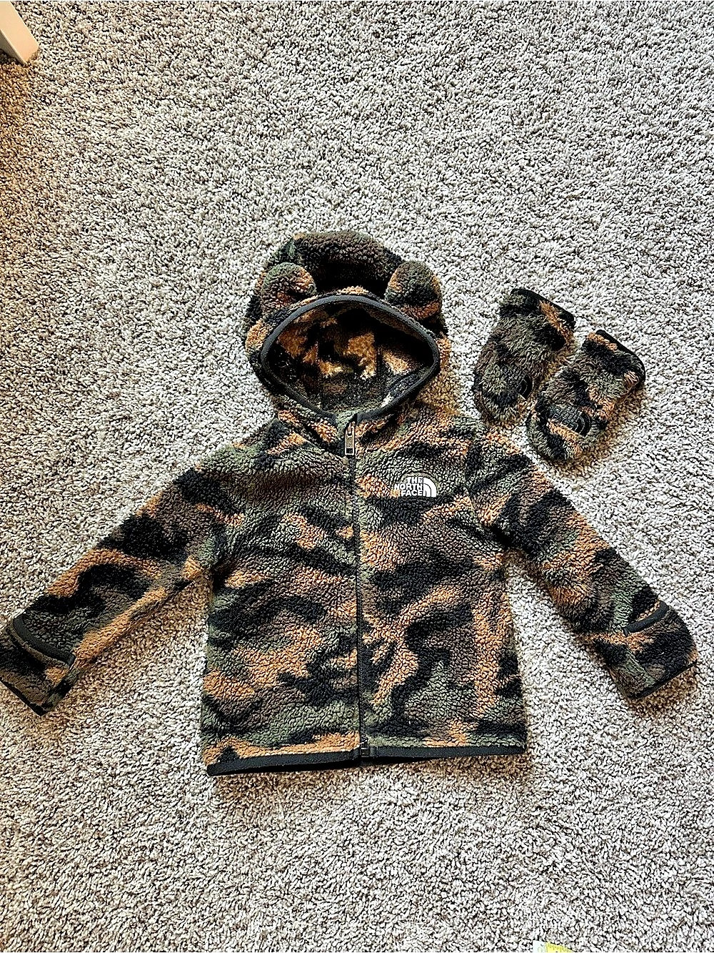 The North Face Toddler Fleece Camo Bear Full Zip Jacket 18-24m Hoodie Mittens